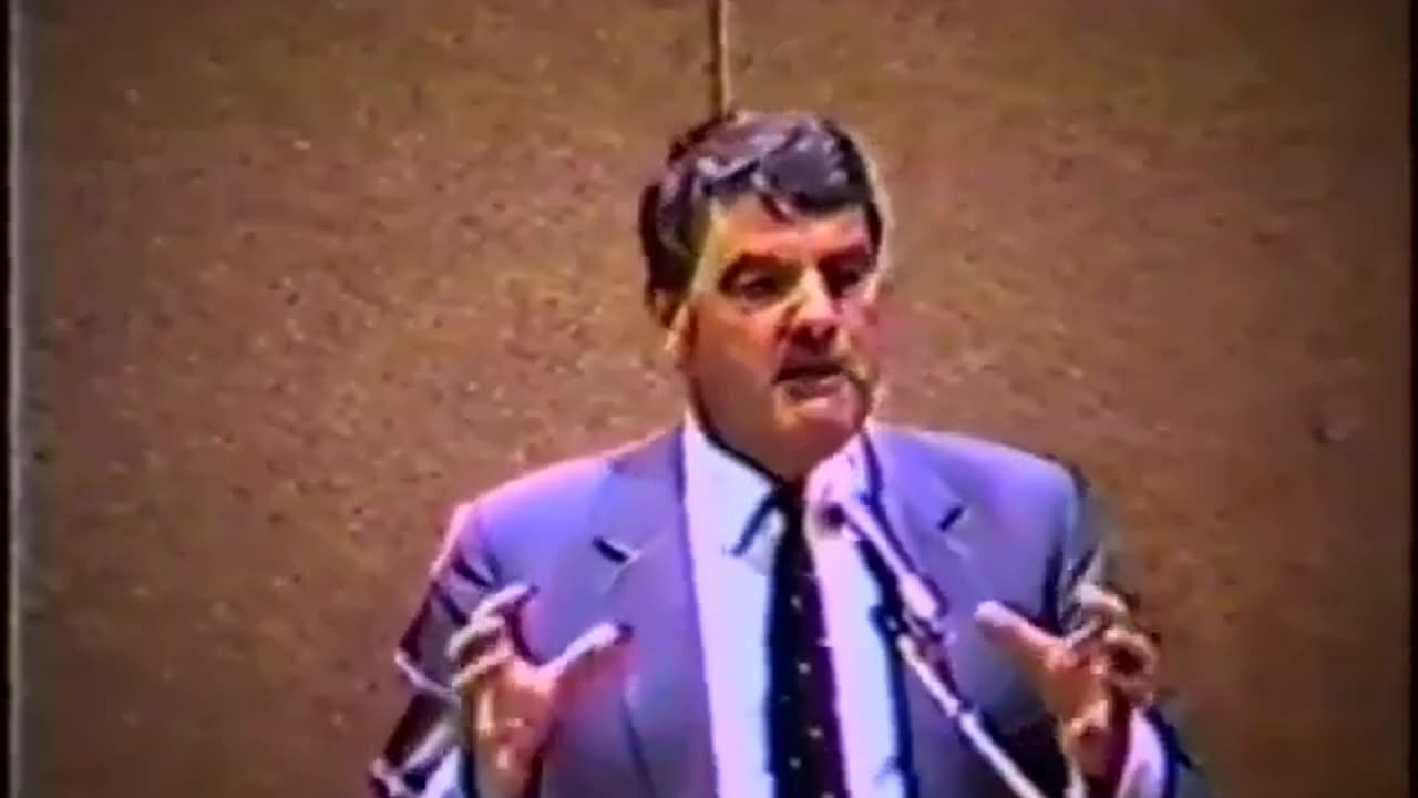 David Irving - Speech at the Ottawa Congress Centre 1990.