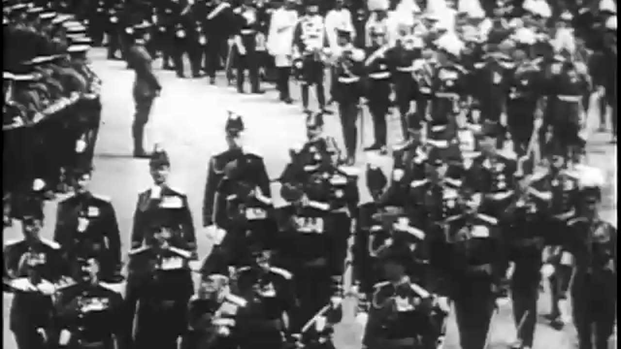 "King Edward's Funeral" (1910 Original Black & White Film)