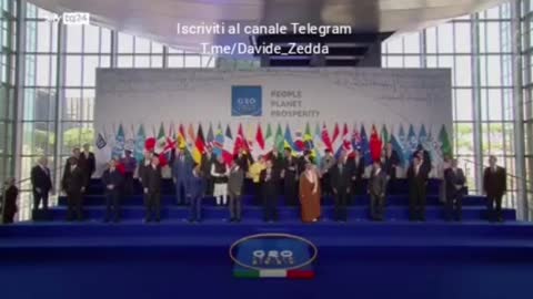 G20: Ridono alla faccia nostra! 0 mascherine e distanziamento perché sono per gli schiavi!