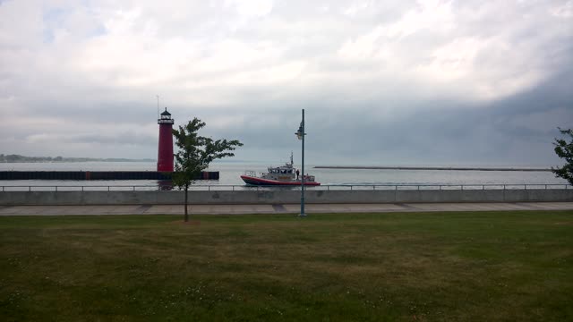 Lake Michigan Light & Coastguard Response Boat