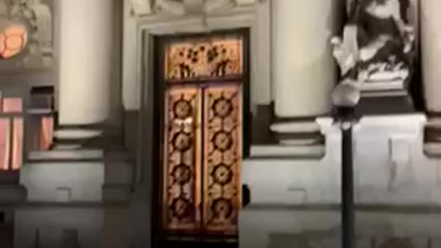 Marisa Renner patriota raiz gritou na frente do Palácio Piratini até voltarem luzes normais