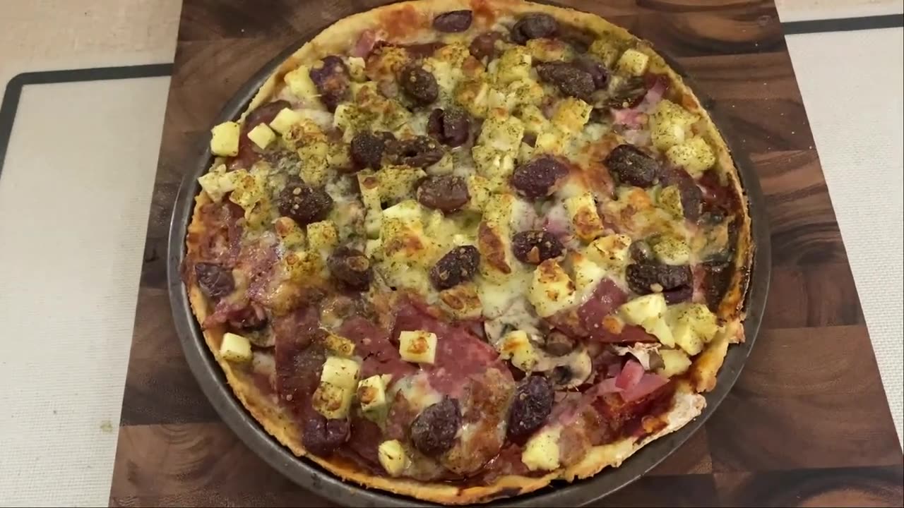 3 Pizzas in 1 with Healthy Crust