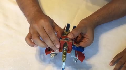 Starscream Action Figure - Classic Deluxe 2006 Transformers Jet to Robot to Jet Transformation