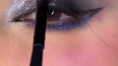 Eye makeup