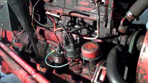 Ford 841 Powermaster Tractor Ep15: Wouldn't Start