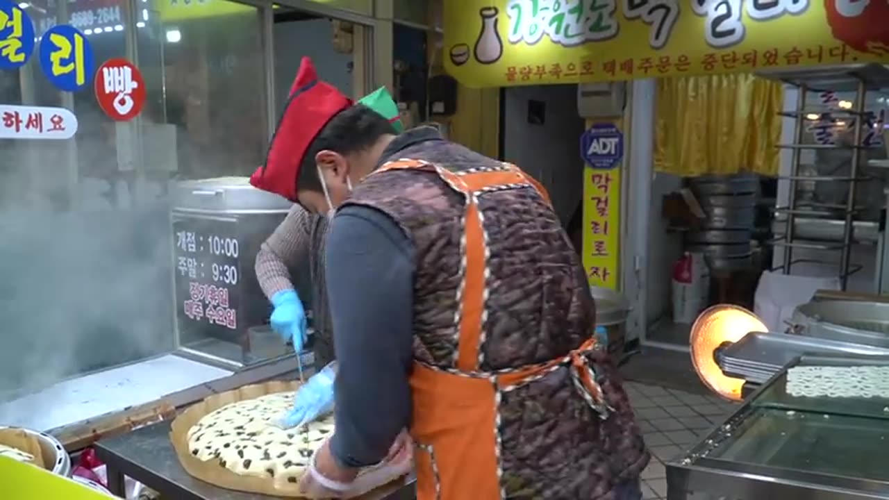 Korean traditional liquor cake _ Korean street food