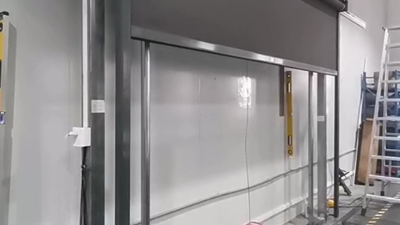 Kakadu Aluminum Motorized Zip Screen Outdoor Blinds Weatherproof Screens#patio#balcony#pergola