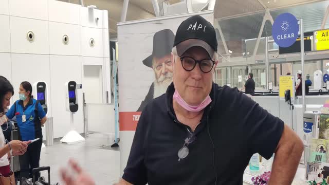 JFK Tefillin Booth Story