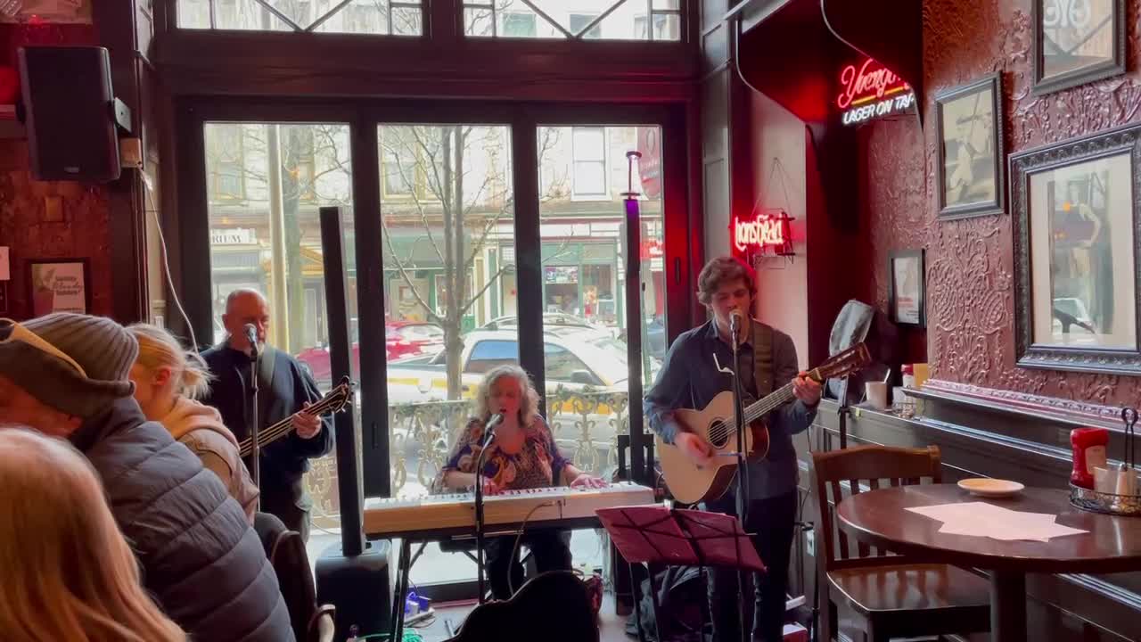 Broadway Grille 🎶 2/27/2022