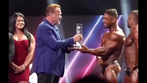 The award was meeting Arnold 😭