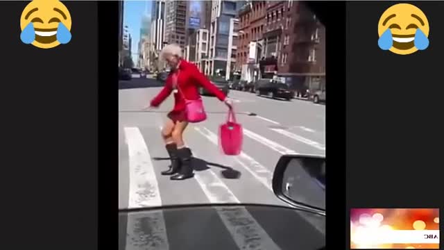 You'll laugh your ass of๐๐