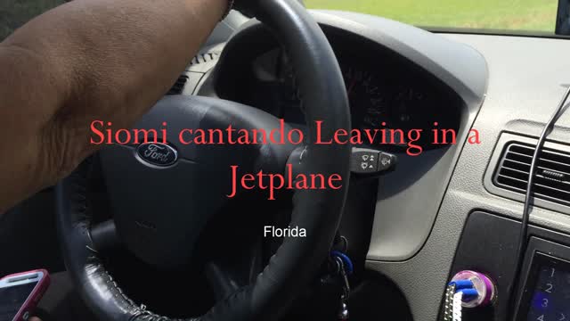 2015 M05 09 II Luna de Miel - Siomi cantando Leaving in a Jetplane