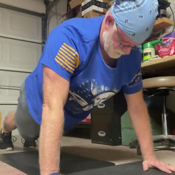60-4-60 Challenge, Day 43, Scapula Push-Ups
