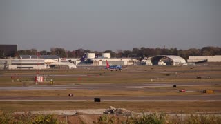 Sun Country Airlines Boeing 737-800 (twin-jet) landing at St. Louis Lambert Intl