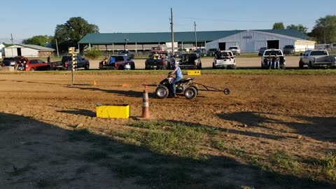 Small atv drag race