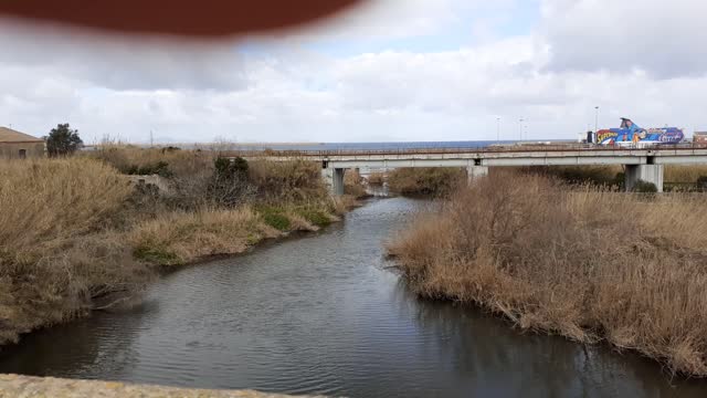 Panoramic view of the river from the left side of the bridge (walking down)