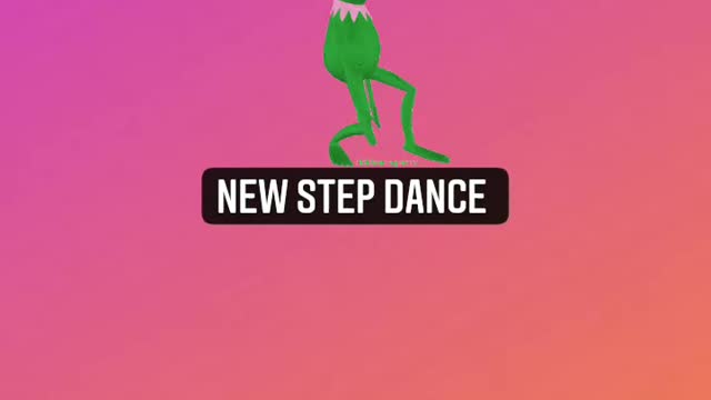 Funny dance step with FROG 😂🐸🐸