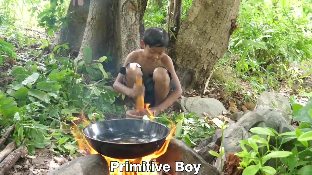 Survival in the rainforest - Cooking fish recipe and eating