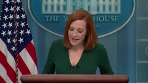 Psaki PANICS, face-plants when asked if Biden owns an electric car