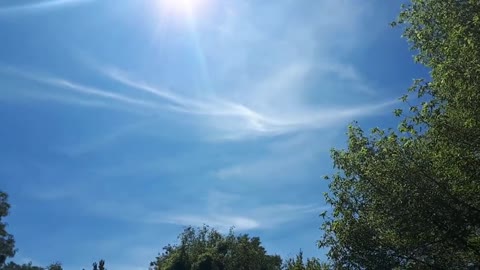 Himmel in Berlin am 24.07.2022 um 13:11 Uhr