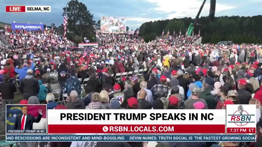 Crowd Goes Wild When Trump Says This...