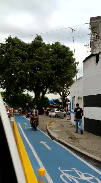 ‘Vigilante ciudadano’ captó en video más imprudencias en las ciclorrutas de Bucaramanga