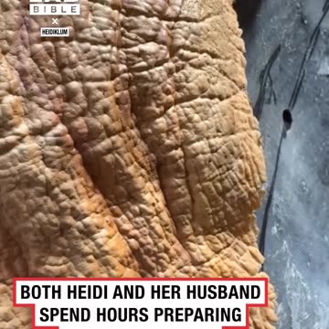 Heidi Klum as ET 👽