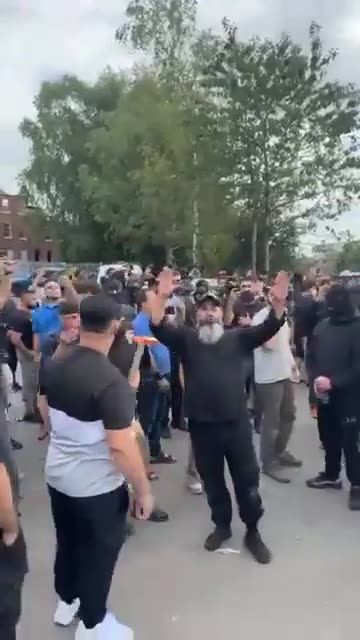 In Stoke-on-Trent the Muslims are gearing up for street wars.