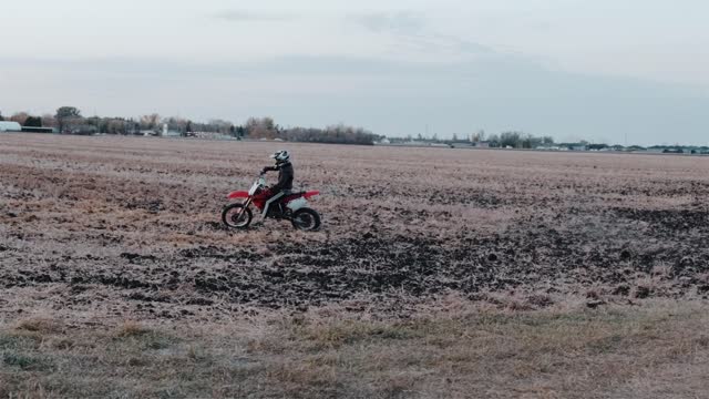 Cr 85r/ Dirtbiking With The Boys//Edit