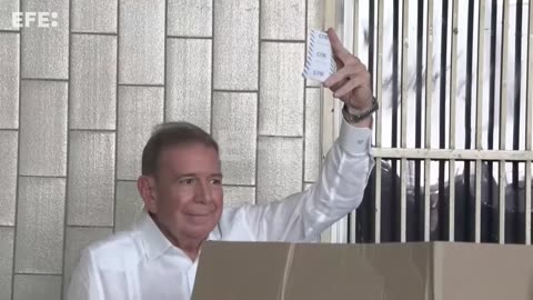 Gobierno venezolano informó que González Urrutia salió del país para asilarse en España