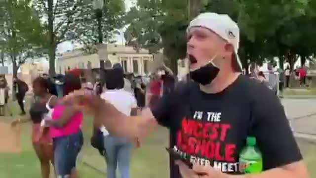 BLM & Antifa Riots 2020 - 2020-08-25-00-34-25-Kenosha-earlier.mp4