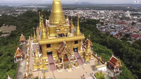 NAKHON SAWAN PRACHULAMANEE PAGODA