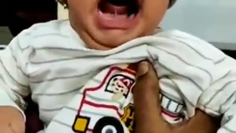 Cute baby funny clip 😭😭😭😫😫😫