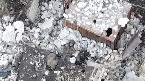 RF Attacking and Clearing the Dachas West of Bakhmut