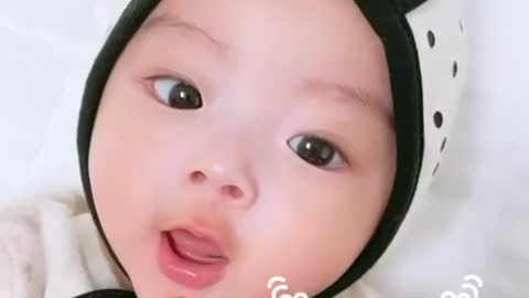 Korean baby with big cheeks