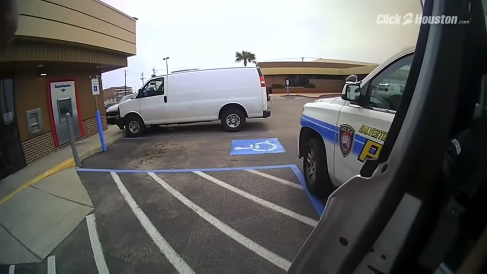 🎥Bank of Communism: 65 Year Old Woman Tackled, Foot Broken For Not Wearing Mask