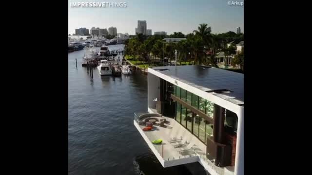 Solar Powered Luxury Yatch Or Floating Home