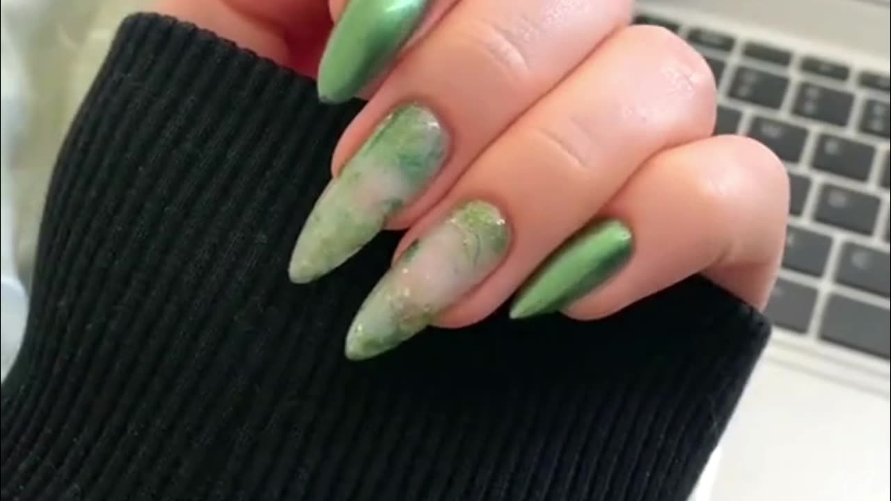 Wicked Marble Nails! 🖤💅 Stunning Nail Art Inspiration