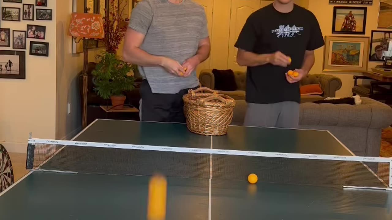 Daniel - 0 David - 1 #trick #trickshot