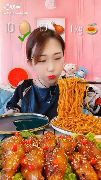 EATING CHALLENGE, 10 eggs, 10 wings, 1kg ramen | #asmr