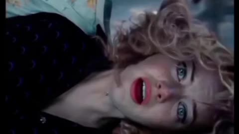 Gwen 😞😱