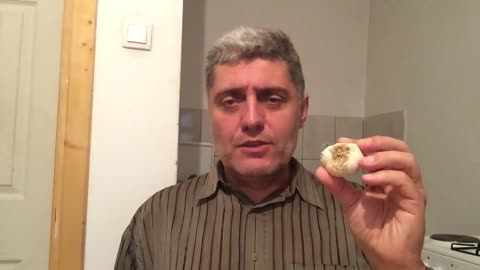 Kako se odbraniti od buzdovana i kamenjarki (Miroljub Petrović)