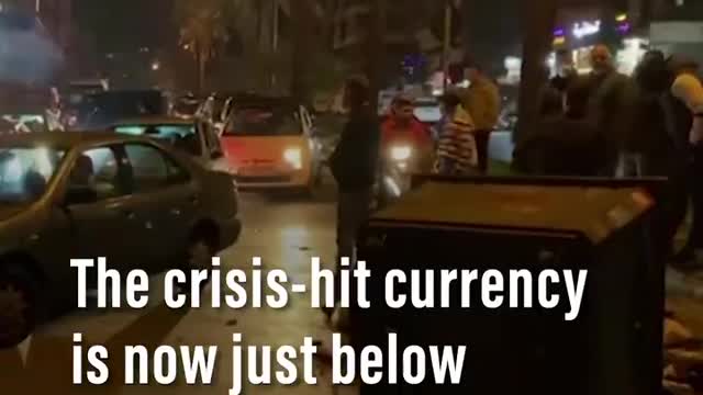 Protests erupt in Beirut as Lebanon's currency collapses