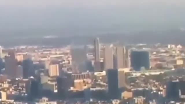 Reprilian spacecraft appears live in American newspaper