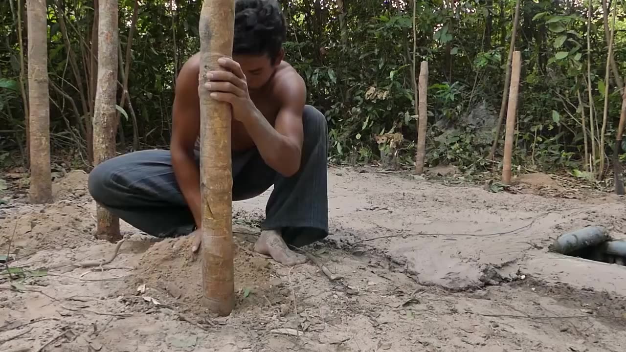 Building pool over the secret bamboo house 🏡