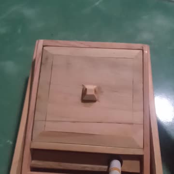 Dispenser cigarets Wood