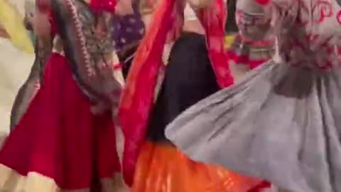 Gujarati garba