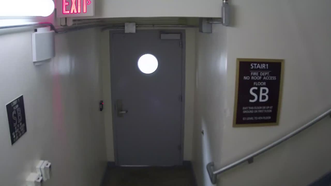 6151RHOBSBRSBST1STAIRWAYSIDE_2021-01-06_15h00min03s323ms.mp4