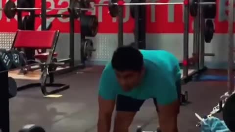 Full Body Workout 🏋️_♀️ Don’t follow me 😂