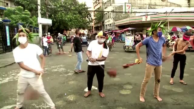 Filipino Catholics self-flagellate for Lent